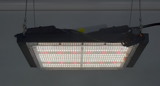 LED horticole: panneau Quantum BOARD 120W avec variateur